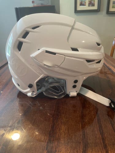 New Medium Warrior Covert CF 100 Helmet