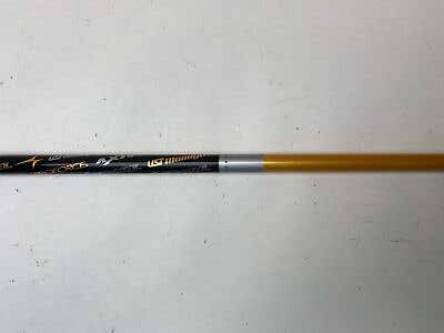 Cleveland Launcher DST Driver 10.5* UST Mamiya AxivCore Regular Graphite Mens RH