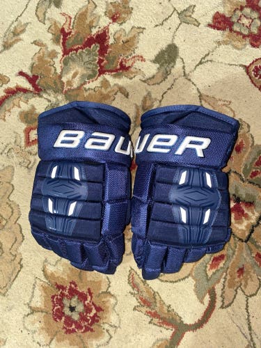 Used  Bauer 15" Pro Series Gloves