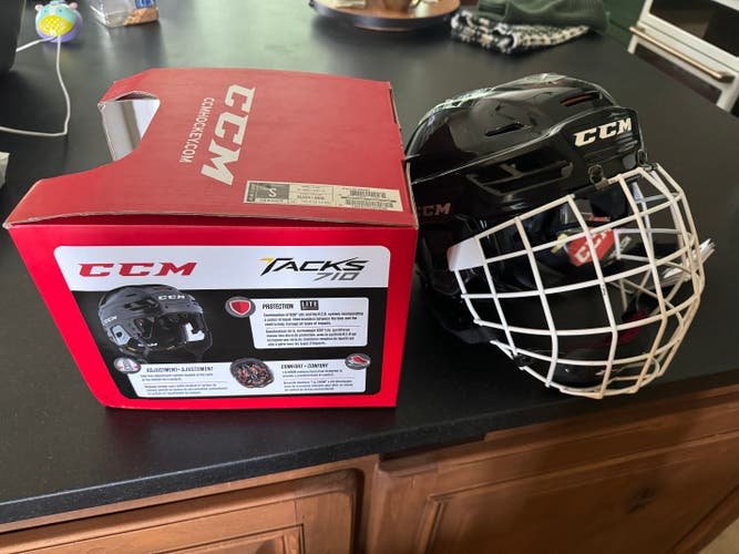 New CCM Tacks 710 Helmet & White Cage Combo - Size Small