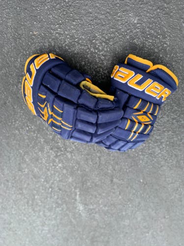 Used  Bauer 14" 4 Roll Gloves