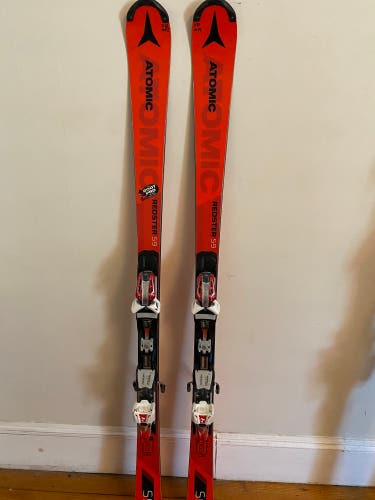 Used 2017 Racing With Bindings Max Din 12 Redster S9 Skis