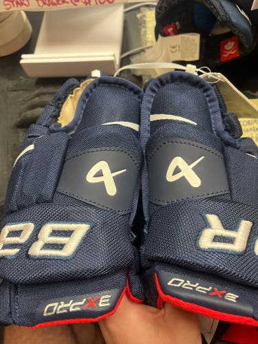 New Bauer 12" Gloves