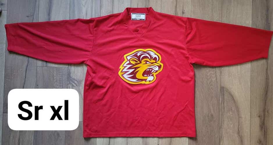 Red Used XL Boys Jersey