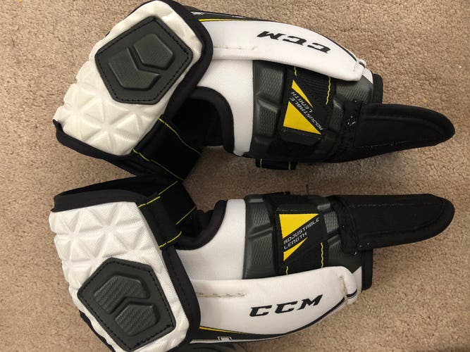 New Pro Stock CCM Tacks Pro Elbow Pads W/ Slash Guards Senior Medium