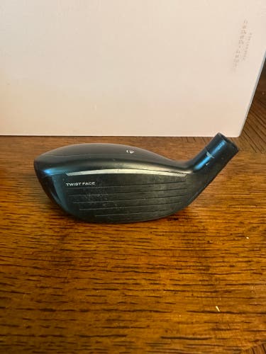 Used TaylorMade Right Handed 4H Stealth 2 Hybrid
