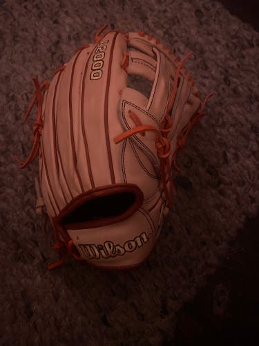 New Outfield 12.75" A2000 Baseball Glove