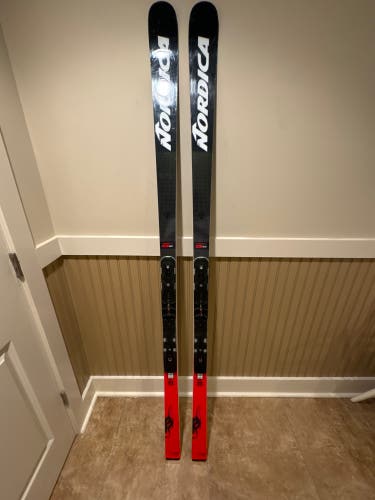 Used Men's 193 cm Without Bindings Dobermann GS WC Skis