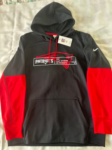 New England Patriots Nike Color Block Fleece Performance Hoodie - Large - NEW w/TAG