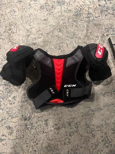 Youth Used Medium CCM QuickLite Shoulder Pads