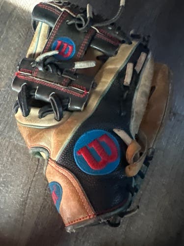 Used 2017 Infield 11.5" A2000 Baseball Glove