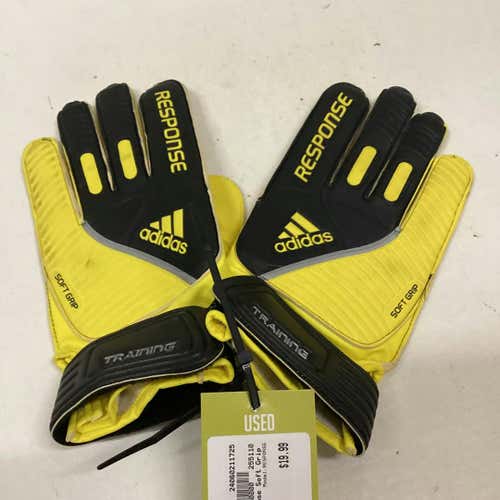 Used Adidas Response 10 Soccer Goalie Gloves