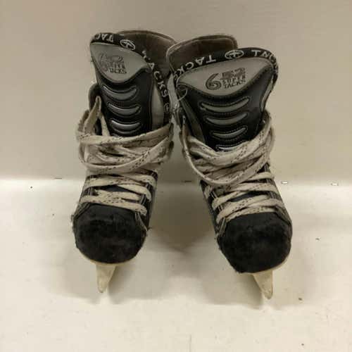 Used Ccm 652 Super Tacks Intermediate 5.0 Ice Hockey Skates