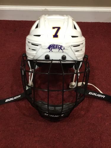 Mankato State Used Small Bauer Pro Stock Re-Akt 150 Helmet Item#RE150W