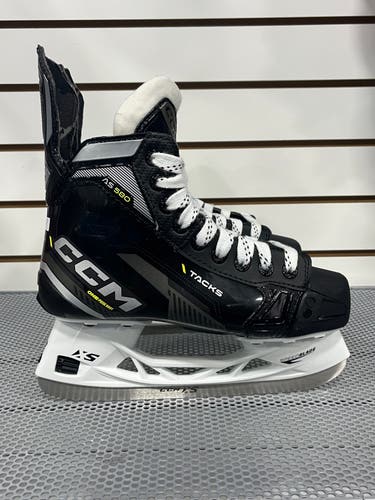 Used CCM Tacks AS580 Regular Width Size 4.5 Hockey Skates