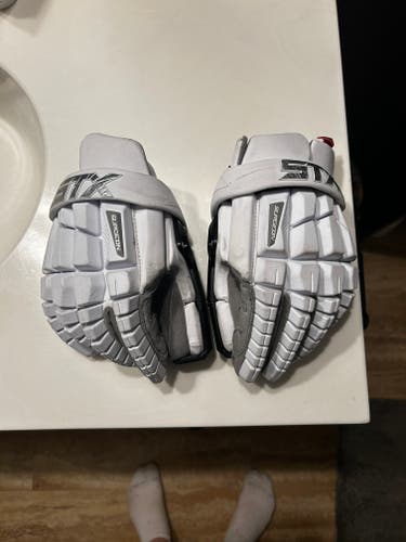 Used Goalie STX Surgeon RZR Lacrosse Gloves Large