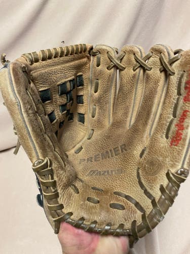 Used Right Hand Throw Mizuno Premier Baseball Glove 12"