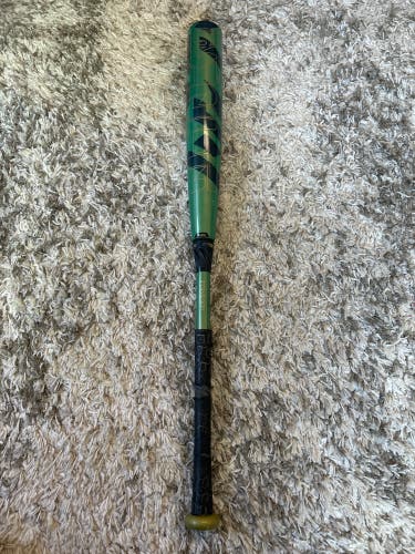 Used 2022 Louisville Slugger BBCOR Certified (-3) 30 oz 33" Meta Bat