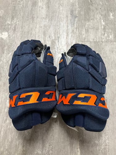 New CCM HGTKXP Gloves 14" Pro Stock - Edmonton Oilers