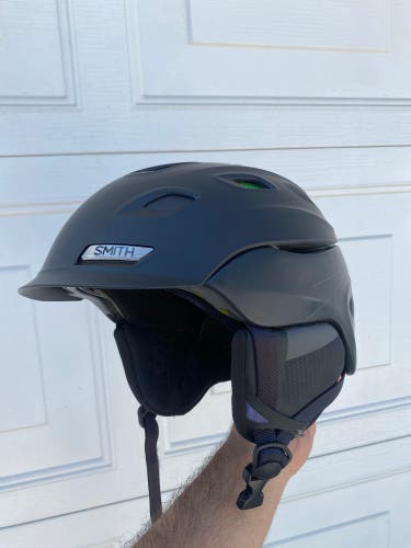 Smith Vantage Snowboarding Ski Helmet