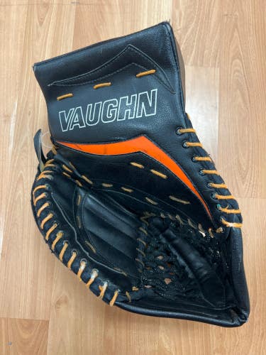 Black Used Senior Vaughn Vision Matt Hackett Pro Return Goalie Glove