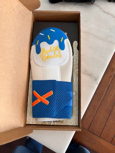 Absolutely Ridiculous ookla sliding mitt