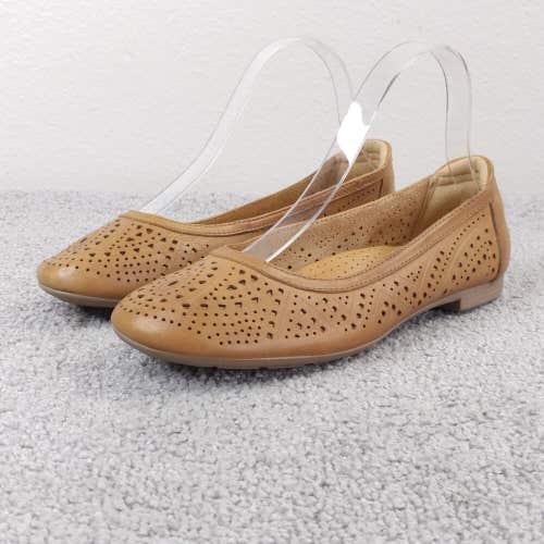 Earth Royale Ballet Flats Womens 7.5 Sand Brown Perforated Slip On Shoes Tan