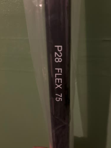 New Senior  Left Hand P28 Hockey Stick