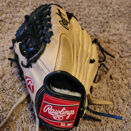 Rawlings Left Hand Throw Gold Glove Elite Pro Design Baseball Glove 11.5" Game Ready, Nice Glove