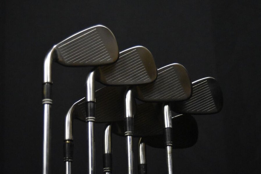 CLEVELAND TOUR ACTION GOLF SET 4-9 IRONS, P, LENGTH 38", REG FLEX, RH, NEW GRIPS
