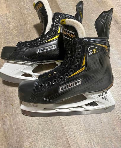 Used Senior Bauer Regular Width 8.5 Supreme 2S Pro Hockey Skates