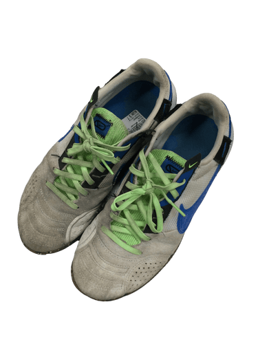 Used Nike Senior 7 Indoor Soccer Indoor Cleats
