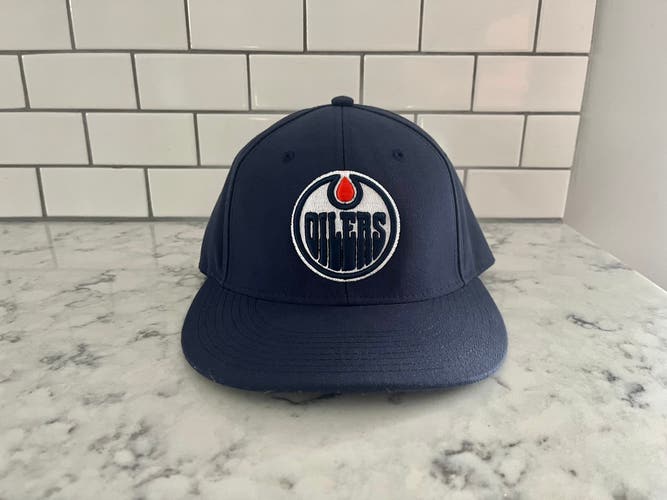 Edmonton Oilers Hat Fitted 7 1/4 Adidas Cap NHL