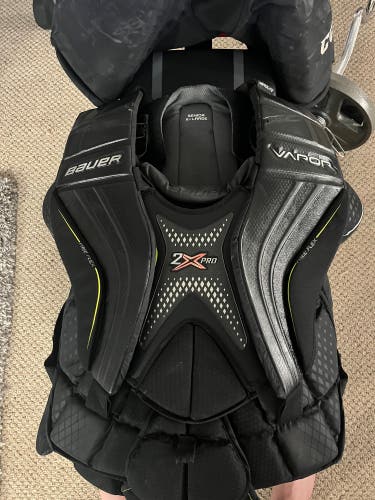 Bauer 2x pro chest protector
