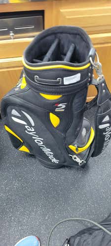 Used Taylormade R5 Golf Cart Bags