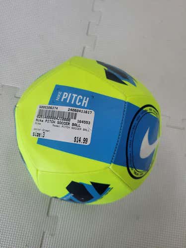Used Nike Pitch Soccer Ball 3 Soccer Balls