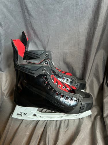 New Intermediate CCM JetSpeed FT4 Pro Hockey Skates Regular Width 6