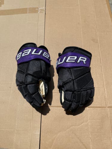 Custom Bauer Vapor Pro Team gloves 14”