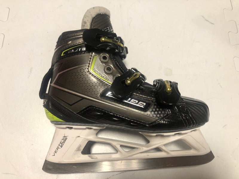 Used Junior Bauer Regular Width Size 2.5 Elite Hockey Goalie Skates With Buckles
