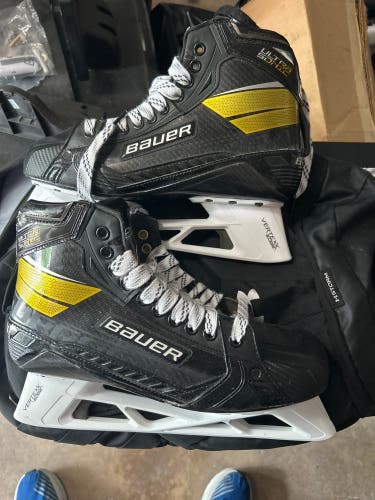 New Senior Bauer   11D Ultrasonic Hockey Goalie Skates