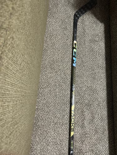 New Senior CCM Right Handed P88 Pro Stock Super Tacks AS-V Pro Hockey Stick