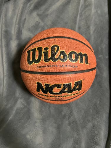 Used Men's Wilson Basketball     -Trade