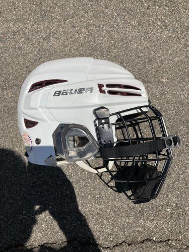 White Used Medium Bauer Re-Akt 100 Helmet