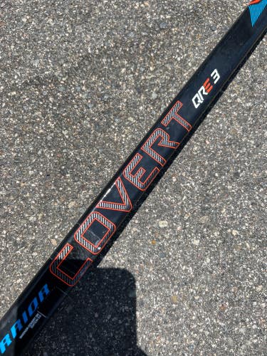 Used Junior Warrior Covert QRE3 Hockey Stick Right Handed W28