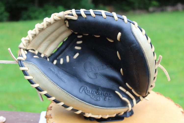 Used Rawlings Right Hand Throw Catcher's Gold Glove Elite Baseball Glove 32.5"
