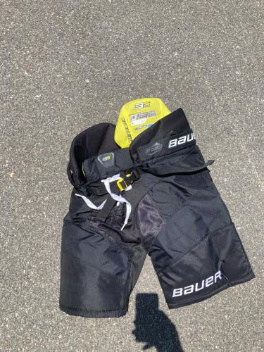 Black Used Junior Medium Bauer Supreme 3S Pro Hockey Pants