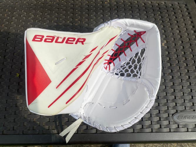 Bauer Hyperlite Glove