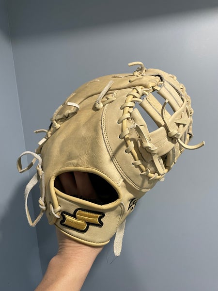 Lightly Used First Base 13" Z5 Baseball Glove