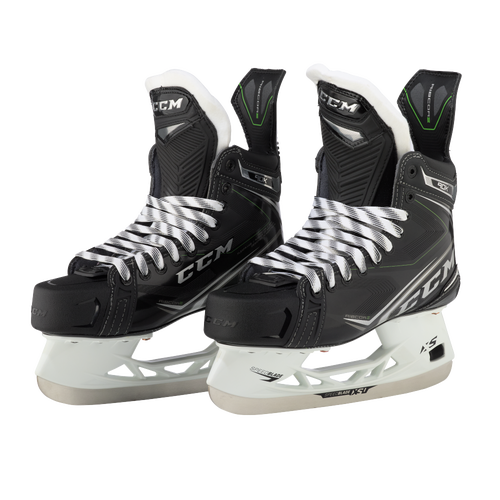 New Senior CCM Ribcor 90K Hockey Skates D&R (Regular) Retail Size 8.5