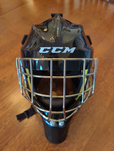 Used Junior CCM Axis 1.5 Goalie Mask
